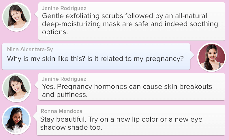Pregnant moms sharing experience together_2
